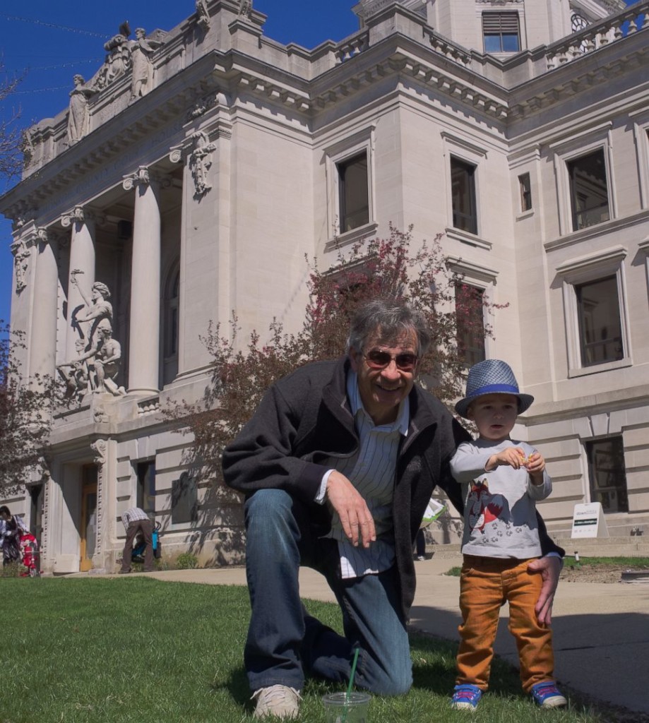 Courthouse pose